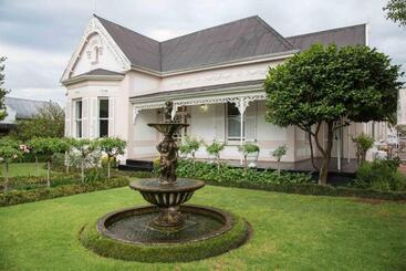 בית מלון כפרי The Prime Spot