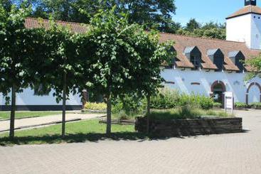 هتل Corsendonk De Linde