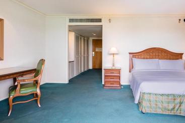هتل Pacific Star Resort And Spa