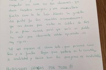 هاستل Pensión Alecer