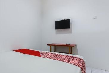 هتل Good Sleep Samarinda