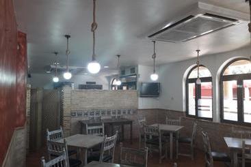هتل Restaurante La Barca