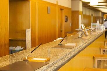 هتل Atami Korakuen