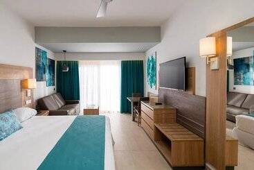 هتل Hola Riu Palace Tropical Bay - All Inclusive