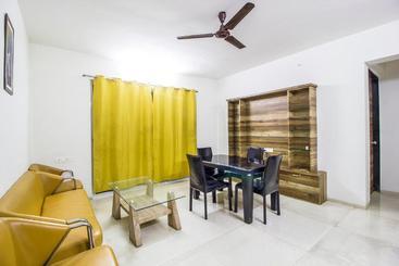 هتل Fab Nido Residency