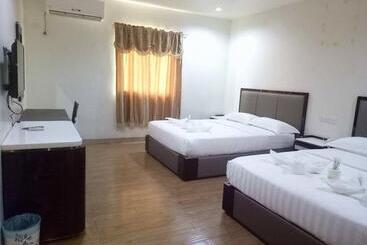 فندق صغير Meaco Royal Hotel   Tabaco