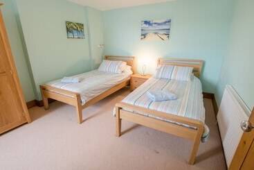 קוטג'' Beach Breeze Croyde 2 Bed, Sleeps 4 5, Sea Beach Views