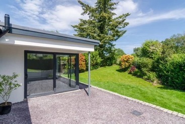 Malone Premium Cottage City Centre Access
