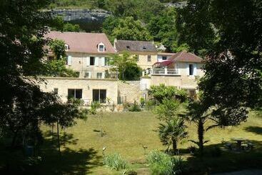 پانسیون Chambres D'hôtes & Gites Pouget