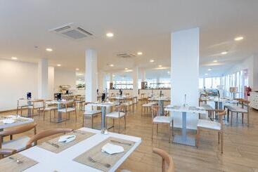 هتل آپارتمان Globales Costa Tropical