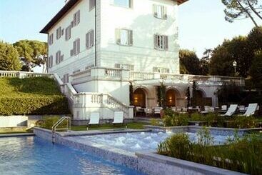 هتل Villa La Vedetta