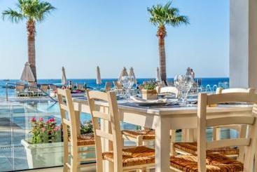 Protaras Nausicaa Villa