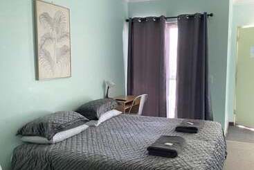 فندق على الطريق Ocean View Villas