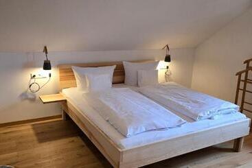 ベッドアンドブレックファースト Gästehaus Neu Am Passionstheater