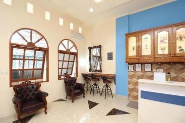 هاستل Sky Inn Glodok 1 Jakarta