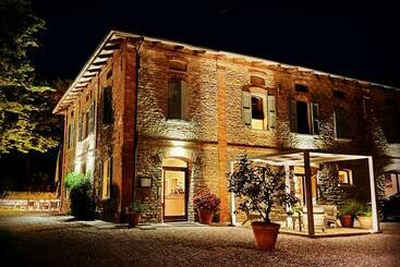 مبيت وإفطار Il Cardello Locanda