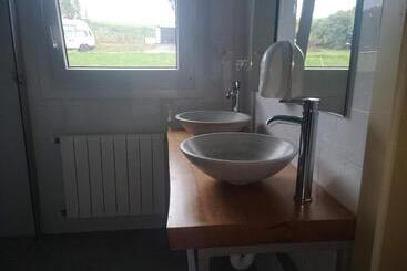 旅馆 Langre Wayve House