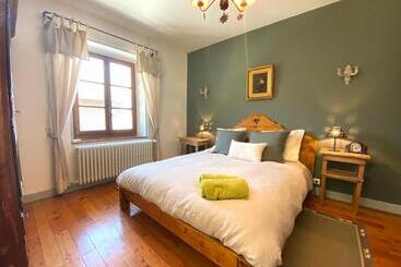 Bed and Breakfast Les O D Annecy