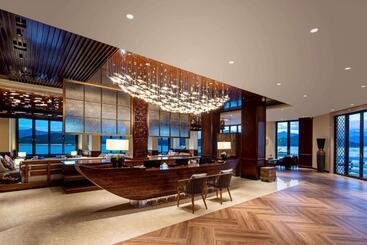 ホテル Ramada By Wyndham Chenzhou Dongjiang Lake
