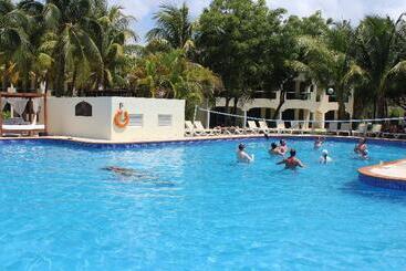 هتل El Dorado Royale Catamarán, Cenote & More Inclusive