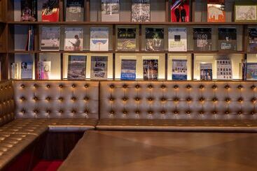 هتل Flags Isahaya Nagasaki