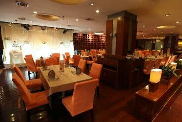 هتل Ramada Plaza Guiyang