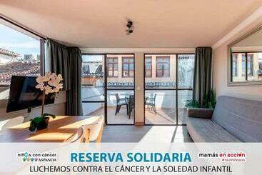 Apartamentos Alhambra Granada 3000