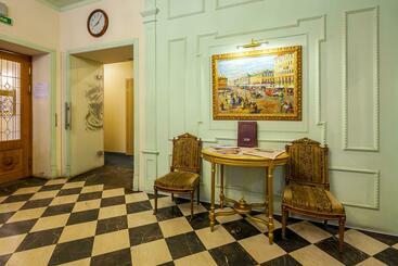 酒店 Nevsky Grand
