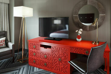 Pennyweight Hotel Boston, Curio Collection By Hilton