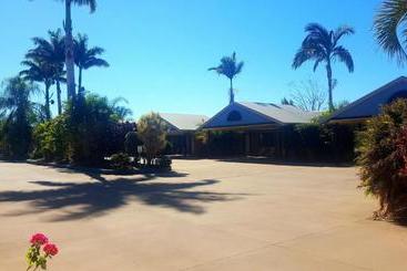 هتل Biloela Palms Motor Inn