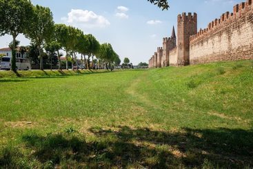 پانسیون Medieval Relais   Top Location