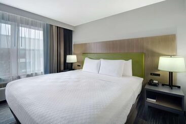 هتل Country Inn & Suites By Radisson, Cincinnati Airport, Ky