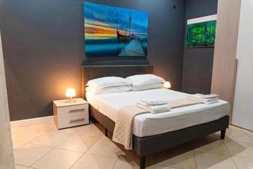 צימר Taranto Mn Place