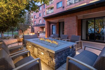 Отель Courtyard By Marriott Denver Golden/red Rocks