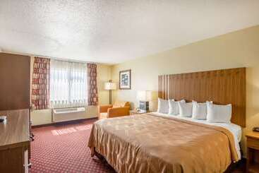 فندق Quality Inn