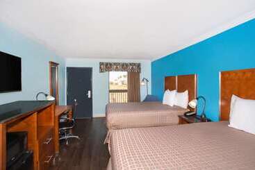 فندق Days Inn By Wyndham Florida City