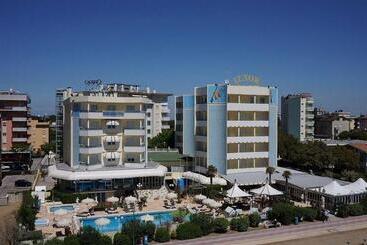 هتل Luxor E Cairo The Beach Resort