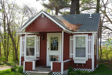 هتل Old Red Inn & Cottages