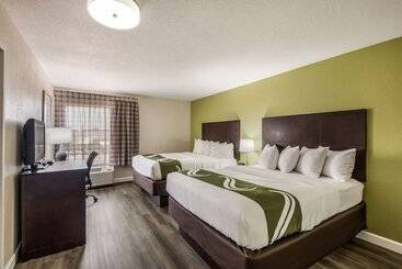 فندق Quality Inn & Suites Quincy  Downtown