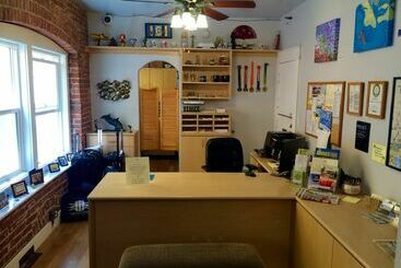 Venice Beach Suites & Hotel