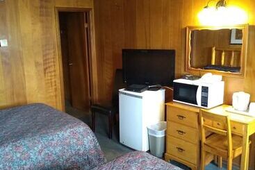 Algoma Motel