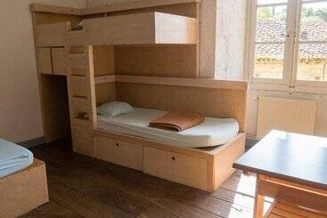 فندق صغير Auberge De Jeunesse Hi Cadouin