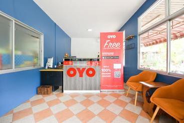 هتل Oyo 539 Loft By Busaba