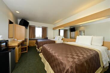 فندق Americas Best Value Inn And Suites Ada