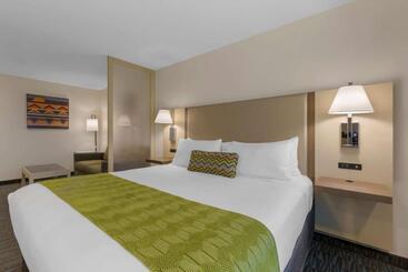 هتل Best Western Plus Yuma Foothills Inn & Suites