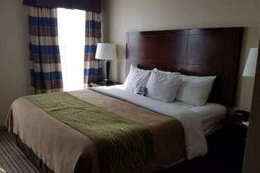 酒店 Surestay Plus By Best Western Corydon
