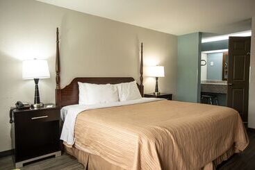 فندق Knights Inn Mount Airy