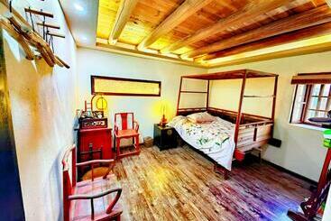 Pension Tulou Fuyulou Changdi Inn