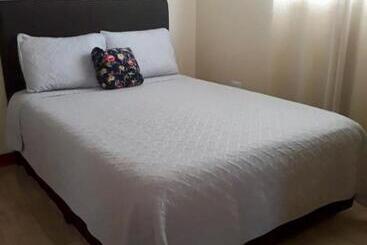 ベッドアンドブレックファースト Villas Orosi Valley Lodge