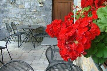 هتل La Clochette